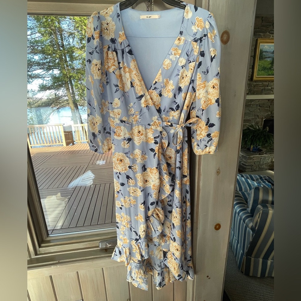 Mi ami flower print dress, size S